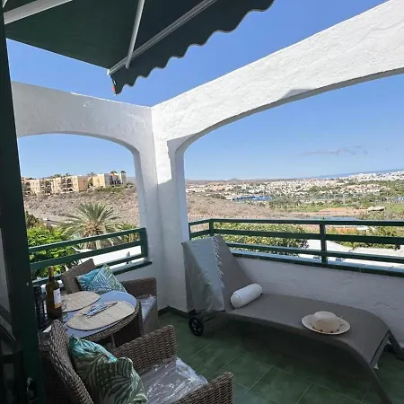 Golden Views Apartment